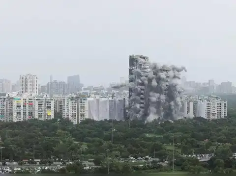 Actual cost of Twin Tower