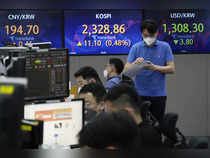 Asian markets mixed as traders steel for more rate hikes