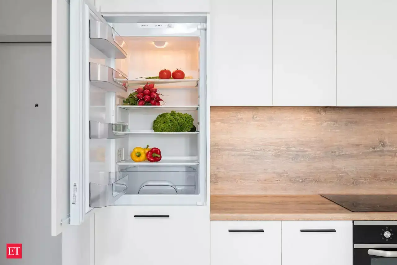 whirlpool 92 liters mini refrigerator