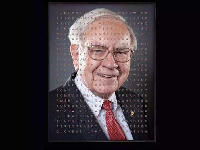 ​The eBay auction wrapped up on Warren Buffett's 92nd birthday.​