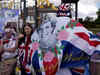 Royal fans mark the 25th death anniversary of Princess Diana