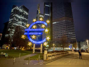 Euro strikes fresh 20-year low as eurozone economy shrinks again