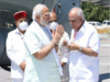 PM Narendra Modi makes BS Yediyurappa feel important on his Mangaluru visit
