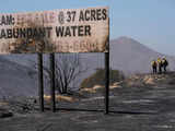 Northern California wildfire burns homes, causes injuries