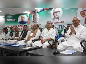 ​Bihar CM Nitish Kumar and other leaders during concluding day of JD(U) National Council meeting in Patna.​ (Photo: Ranjeet Kumar)​