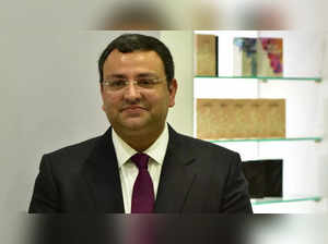 Cyrus Mistry and Jehangir were in back of Merc, weren't wearing seat belts, say Maharashtra cops