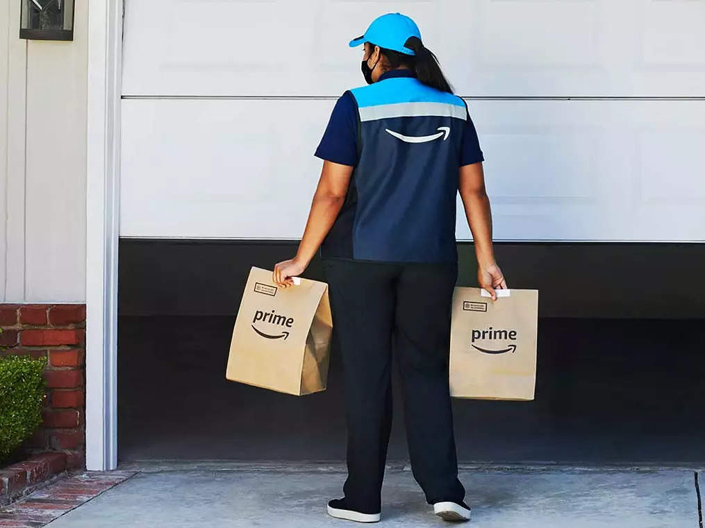 Amazon is turning up the heat on food delivery in India to take on Swiggy, Zomato