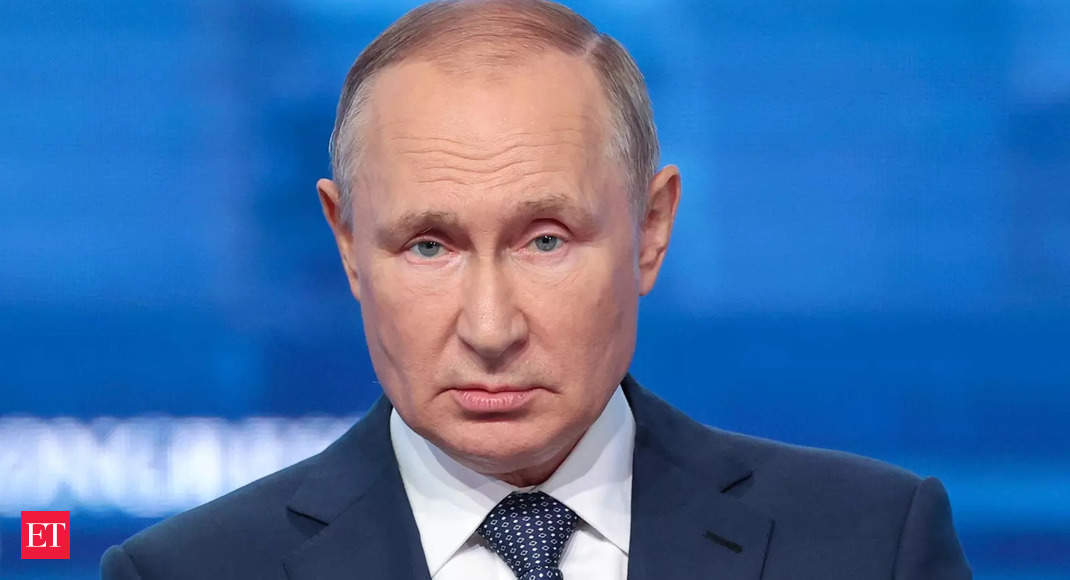 Global Economy Vladimir Putin Says West Is Failing The Future Is In Asia The Economic Times