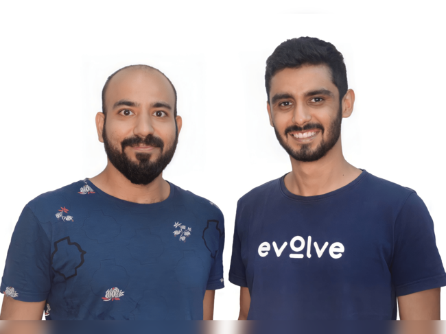 Evolve cofounders (from left): Rohan Arora and Anshul Kamath