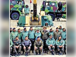 Amid disengagement, Army Chief visits Ladakh