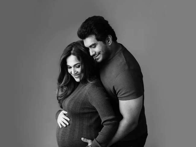 Soundarya Rajinikanth and Vishagan Vanangamudi tied the knot in February 2019.