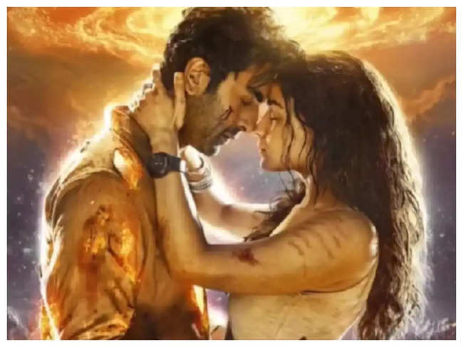 How much is Ranbir Kapoor, Alia Bhatt starrer 'Brahmastra' expected to earn in first week of release? Know here