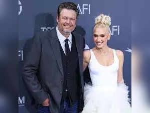 Blake Shelton, Gwen Stefani's marriage: See how singer has saved wife's number on his phone