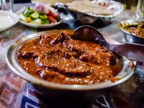 Laal Maas