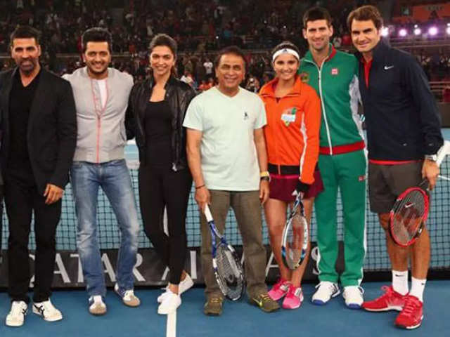 Roger Federer with B-Towners