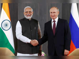 Russian President Vladimir Putin, right, and Indian Prime Minister Narendra Modi