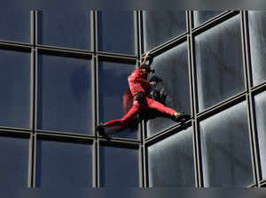 French Spiderman climbs in Paris