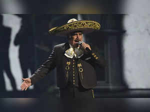 Boyle Heights street renamed after late singer Vicente Fernández. Check out the details