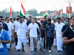 Alappuzha: Congress leader Rahul Gandhi during 'Bharat Jodo Yatra' in Alappuzha, Kerala on Sunday, Sept. 18, 2022. (Photo: Twitter)