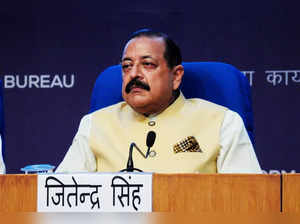 New Delhi: Union MoS for Science and Technology Jitendra Singh addressing a press conference on 'Swach Sagar Surakshit Sagar' in New Delhi on Tuesday, 13 September,2022. (Photo:Qamar Sibtain/ IANS)