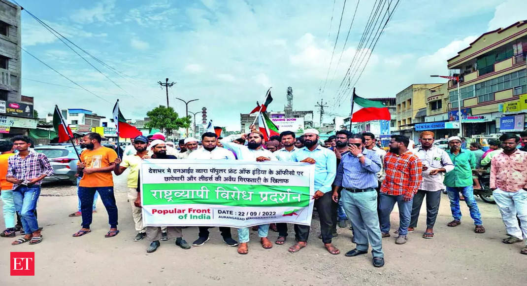 'Pak Zindabad' slogans raised in Pune; watch video