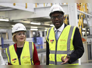 As pound slips, UK PM Liz Truss, Chancellor of Exchequer Kwasi Kwarteng defend mini-budget