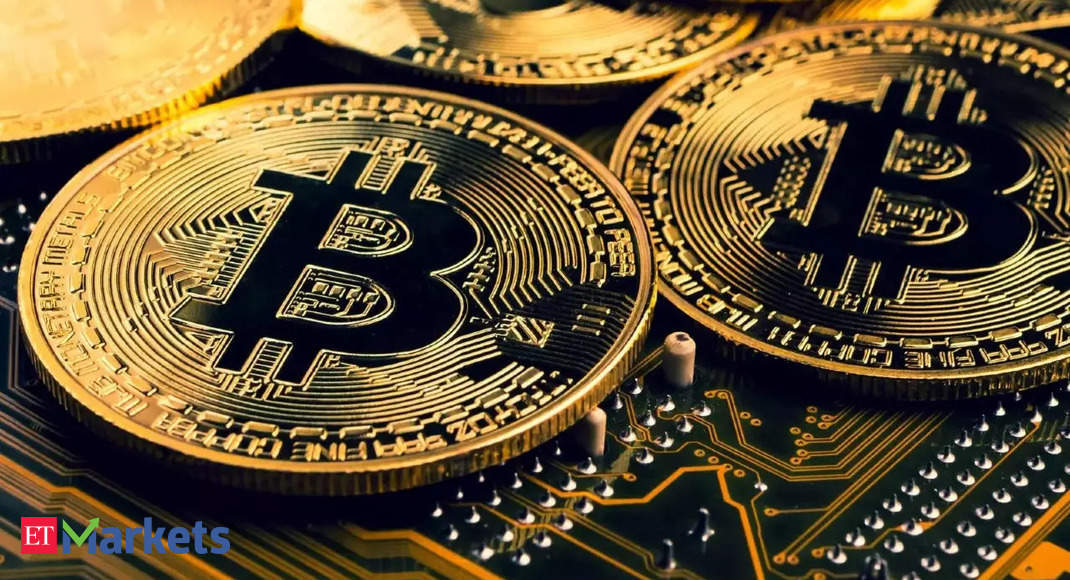 Bitcoin regains $20K; Solana & Polkadot gain up to 8%