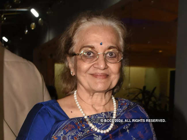 Veteran actress Asha Parekh is also a director and producer.