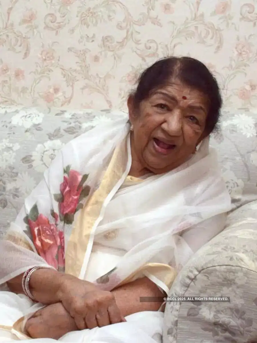 lata mangeshkar: A Lata Mangeshkar Playlist is Incomplete Without #39 Lag