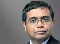 Risk not over;  stay in largecap, stay defensive: Sanjay Mookim, JPMorgan