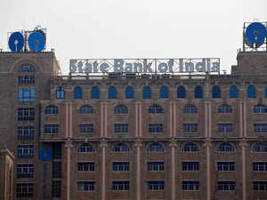 Banks led by SBI hike lending rate by 50 bps after RBI raises policy rate