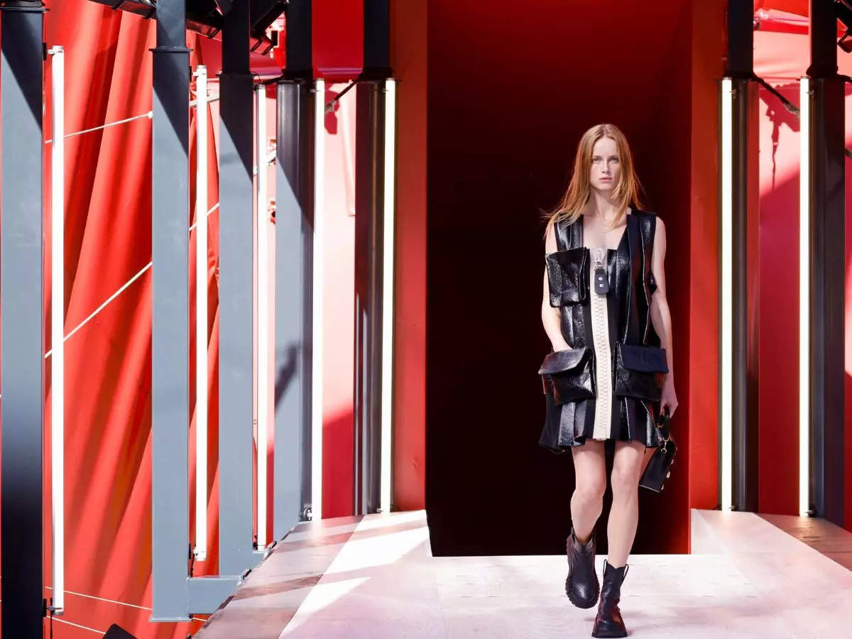 Paris Fashion Week gets a historical twist: Louis Vuitton shows