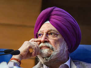 New Delhi: Minister for Housing & Urban Affairs Hardeep Singh Puri during the la...