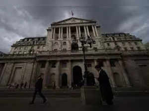 Risk of recession increases as UK economy unexpectedly contracts