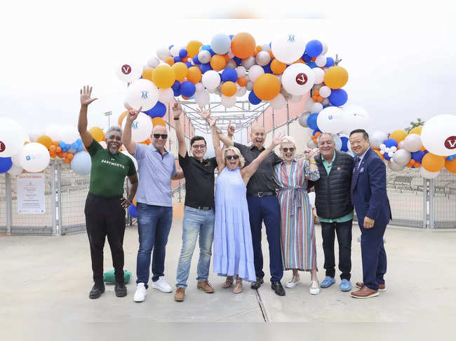 Lennar Foundation Cancer Center Opening Day with Great Park Balloon Ride