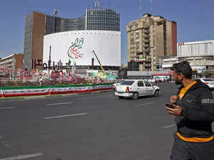 'Mullahs must get lost,' Iranians sing at new Mahsa Amini protests