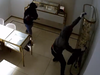 Video: Thieves smash into New York jewellery store, flee with $500k jewels