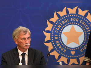Roger Binny elected new India cricket board chief