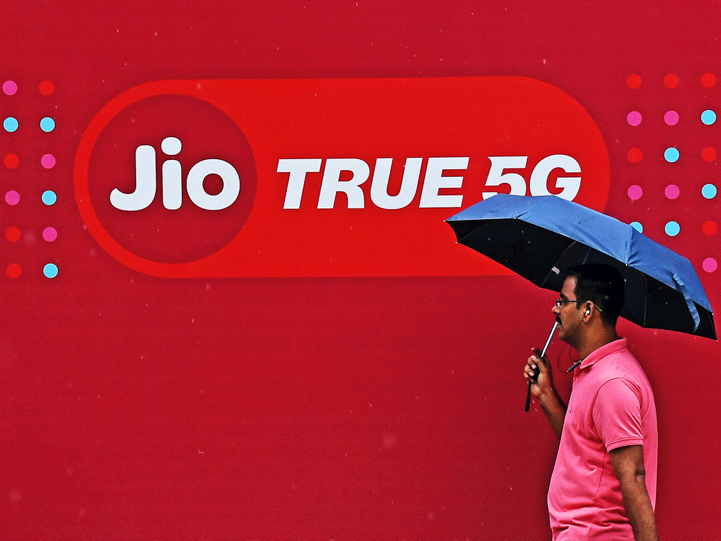 The two paths to 5G: decoding Jio’s standalone and Airtel’s non-standalone networks