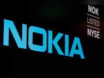 Nokia quarterly operating profit lags expectation