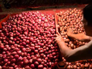 No unseasonal rain threat to onion prices, enough buffer stock, says govt