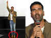 'Ram Setu' promotions: Akshay Kumar walks on stage barefoot and chants 'Jai Shree Ram', watch the video!