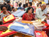 Out of COVID-19 pandemic shadow, Mumbai markets see last-minute Diwali rush