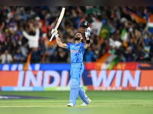 T20 World Cup: Virat Kohli slams unbeaten 82 in India's incredible four-wicket win over Pakistan