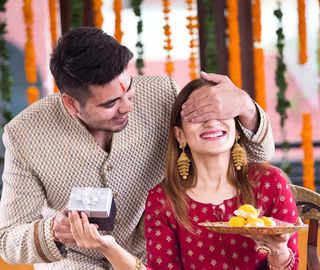 From skincare kits to hair stylers: Last-minute gift ideas for Bhai Dooj 2022