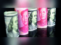 Yuan Weakens Past Key 7.3/Dollar Level