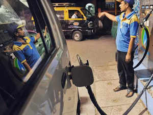 One in ten petrol pumps now offers EV charging, CNG