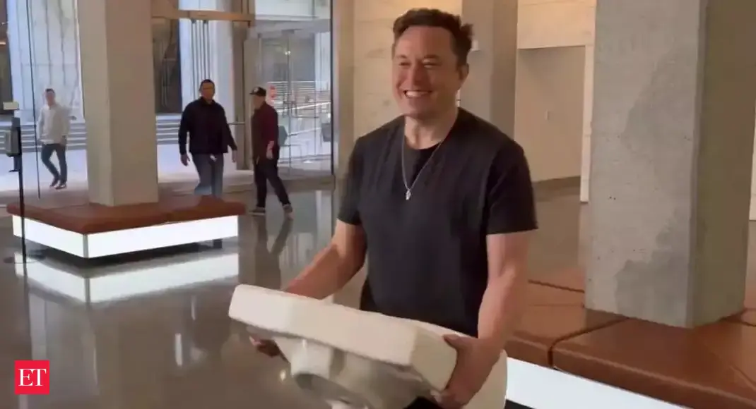 ‘Let that sink in’: Elon Musk enters Twitter headquarters carrying a ...