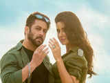 Bigg Boss 16: Salman Khan-Katrina Kaif dance to Tip Tip Barsa Paani remake; watch video