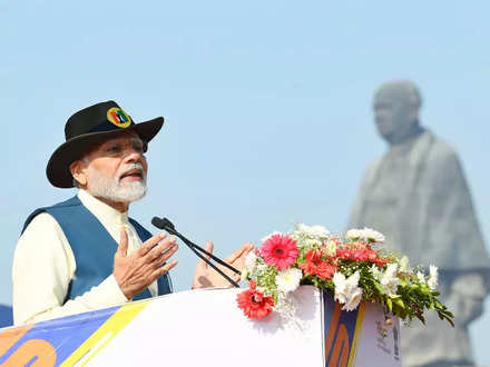 sardar patel: Gujarat: PM Modi pays tribute to Sardar Patel at Statue of  Unity on his birth anniversary - The Economic Times Video | ET Now